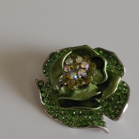 Ring - Picture 4 of 5